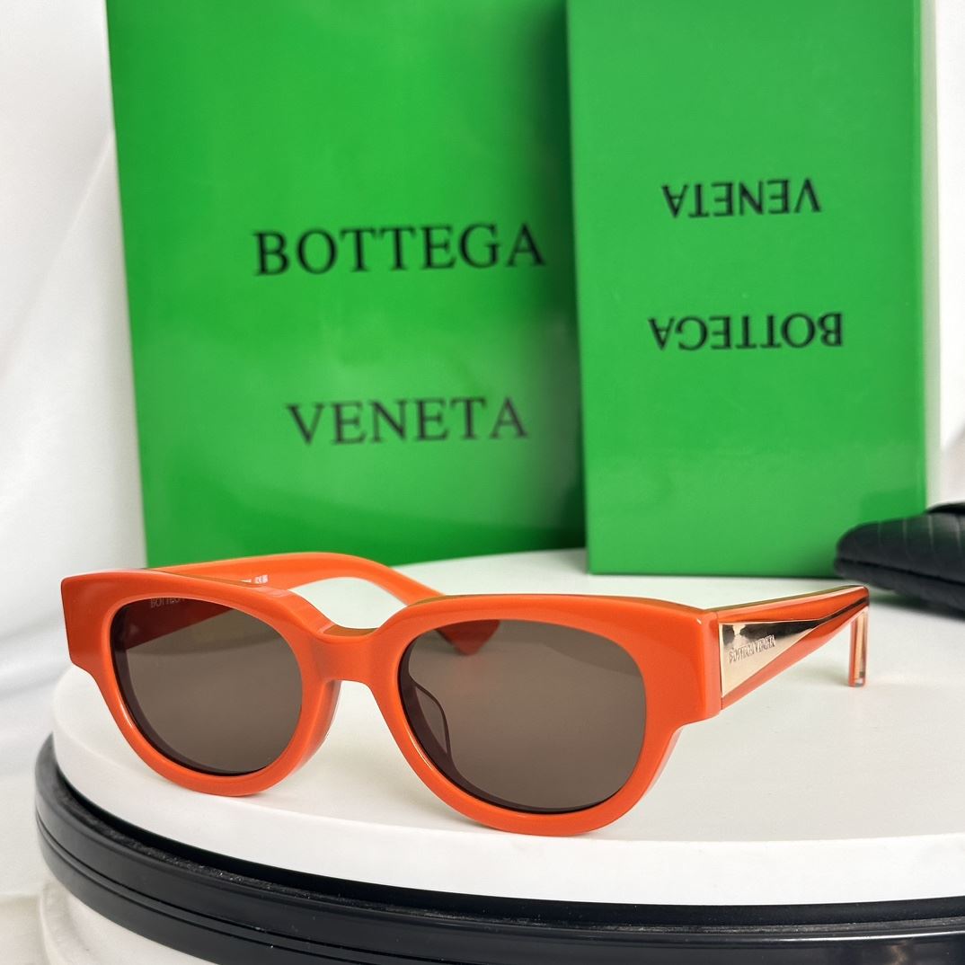 Bottega Veneta Sunglasses